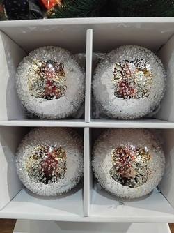 Silver Textured Baubles - Box of 4