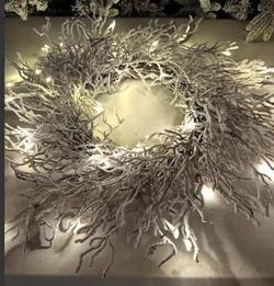 Snowy Twig Wreath with LED Light – 60cm